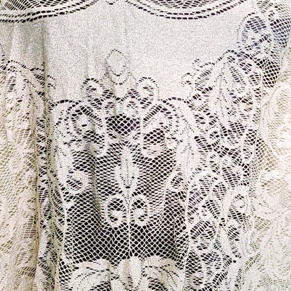 Vintage Golden Evening Shawl - Picture 5 of 9